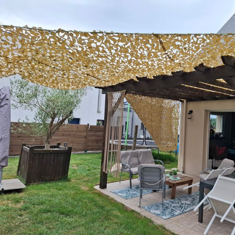 Zand driehoekig camouflagenet
