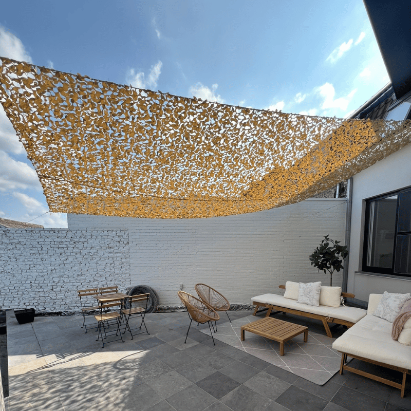 Met staalkabel versterkt camouflagenet