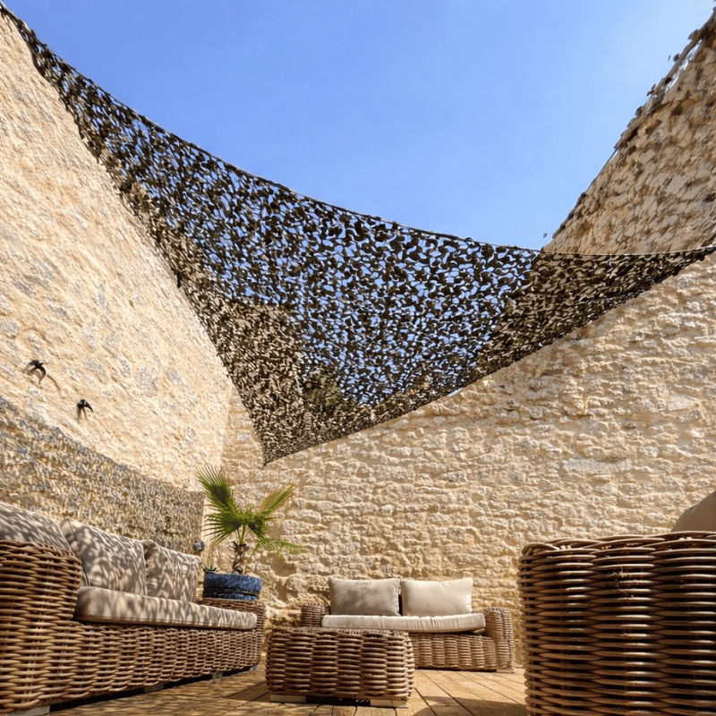 Militair driehoekig camouflagenet
